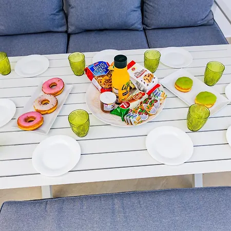 וילה Cloxania Coral פאהיה