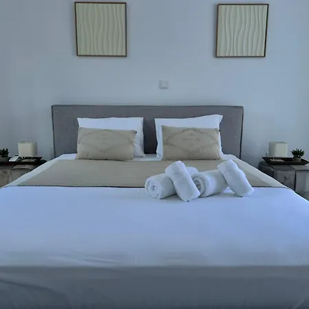 Cloxania Coral * Pegeia