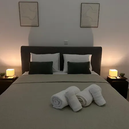 Cloxania Coral Villa Pegeia