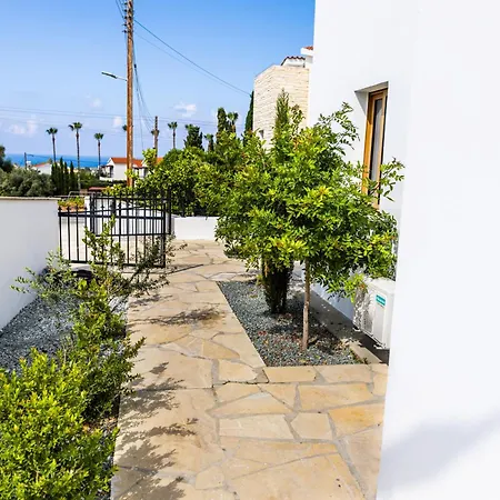 Villa Cloxania Coral *