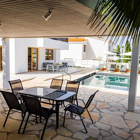 别墅 Cloxania Coral 佩亚