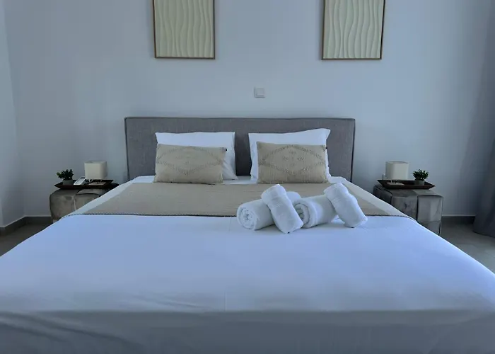 Cloxania Coral * Pegeia