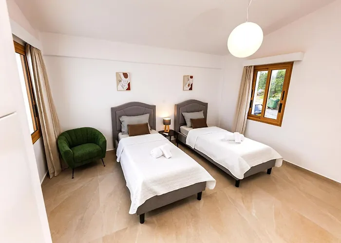 Cloxania Coral Villa