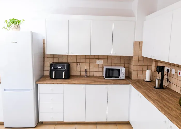 Cloxania Coral Peyia