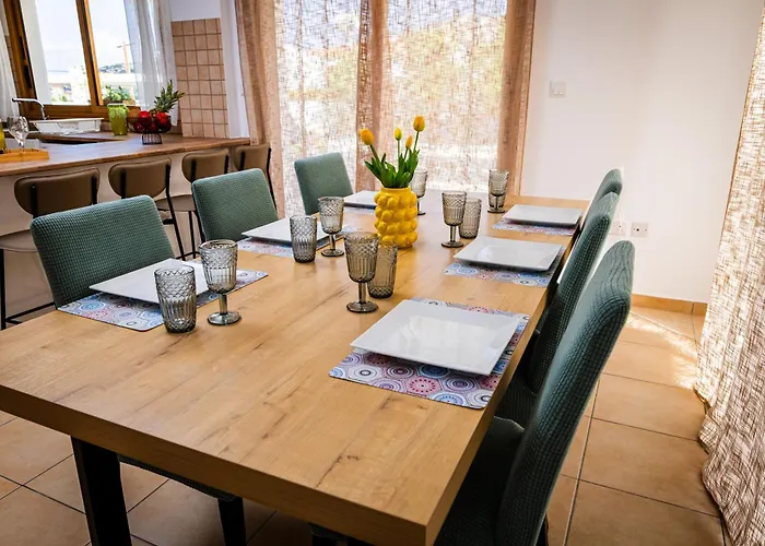 Cloxania Coral Peyia